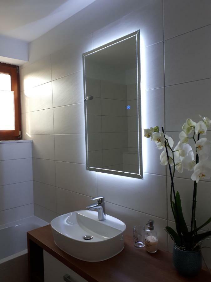 Apartment Lea เซรส ภายนอก รูปภาพ